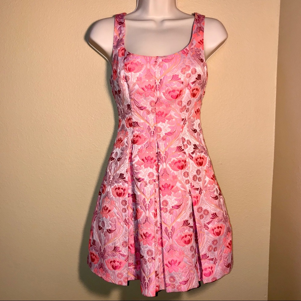 BEBE Spring Dress - Size 0
